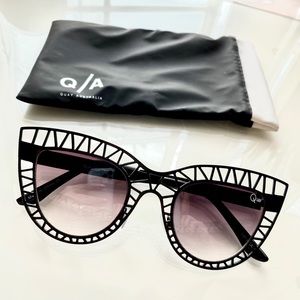 Quay Steelcat Sunnies w/ Case